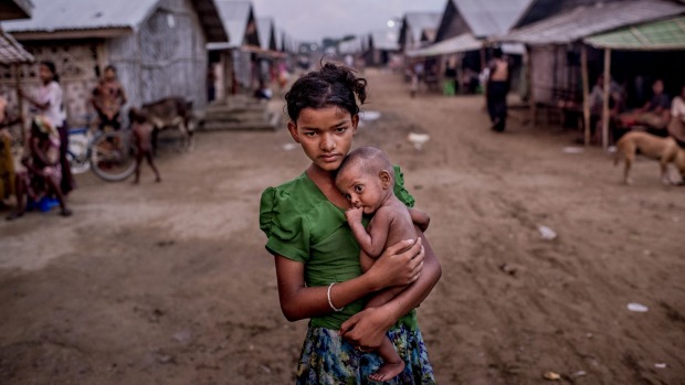 The+Rohingya+of+Burma+flee+to+Bangladesh