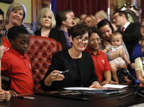 Iowa passes fetal heartbeat law