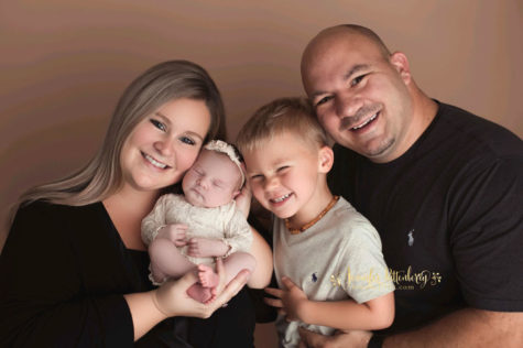Breastfeeding woman shamed at Texas Roadhouse