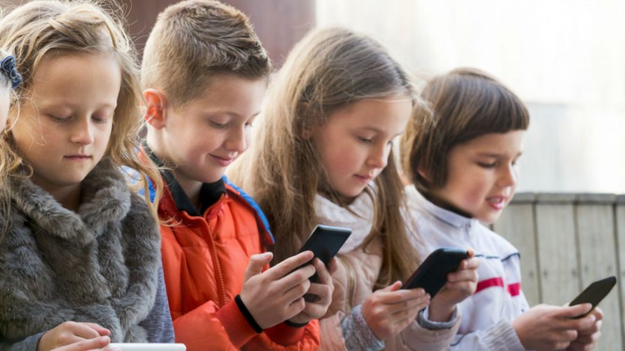 Children and cell phones - is it necessary?