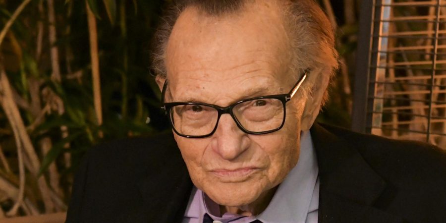 Journalist Larry King is admitted to hospital with COVID